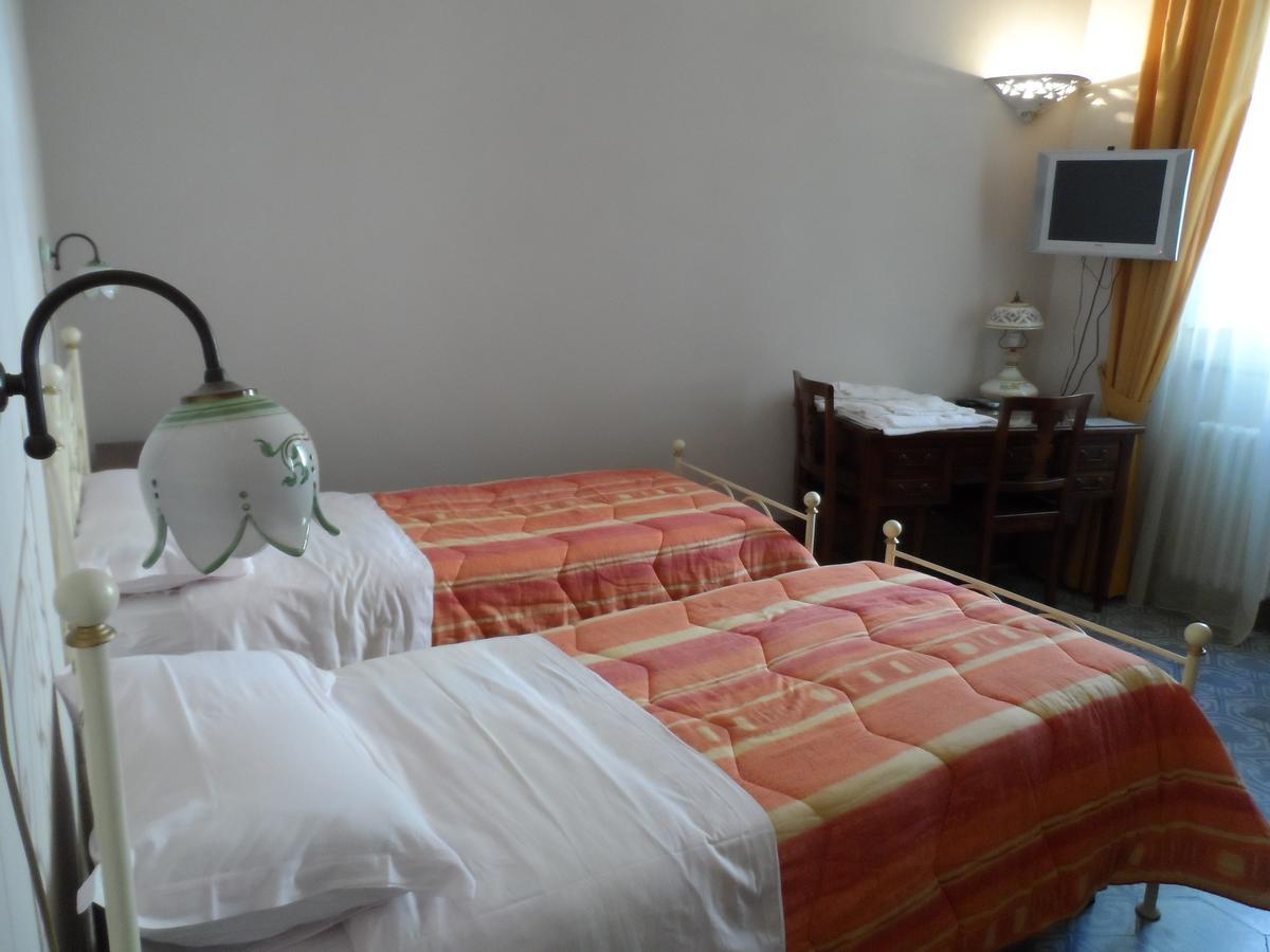 Dimora a Petritoli Hotel Esterno foto